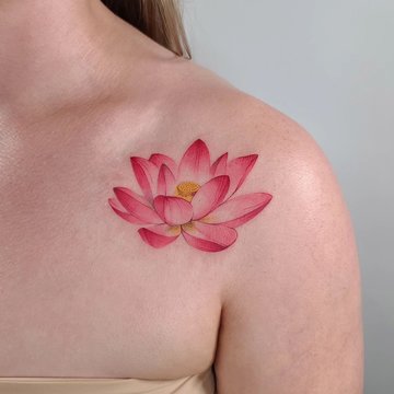 tatouage fleur de lotus