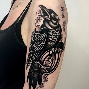 tatouage corbeau