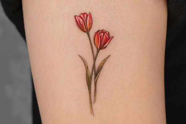 tatouage tulipe