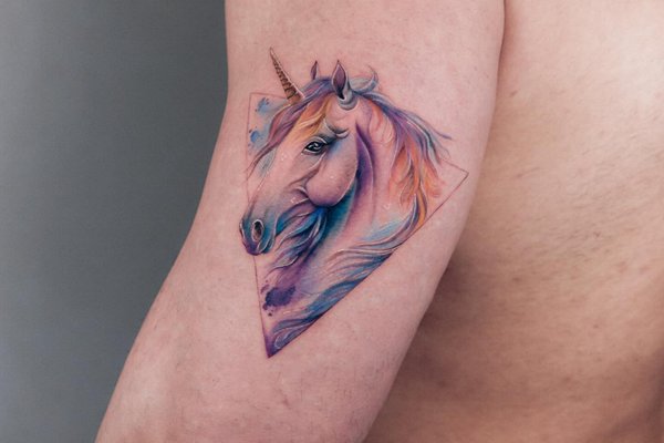 tatouage licorne