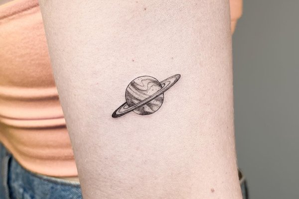 tatouage planète