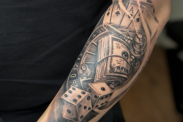 tatouages de bras pour hommes