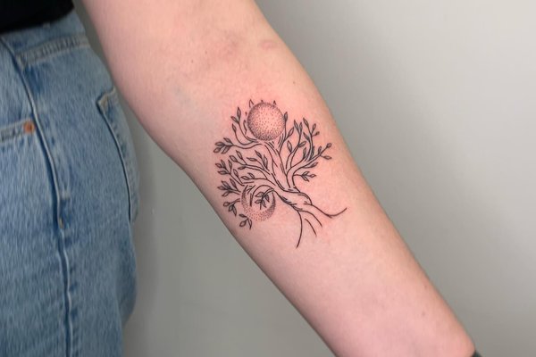 L'arbre de vie, tatouage arbre de vie minimaliste