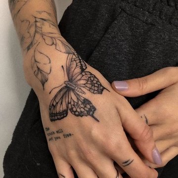 tatouages au poignet