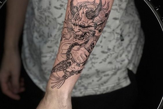 tatouage avant-bras homme