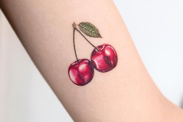 tatouage cerise