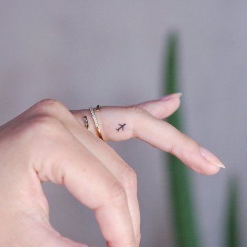 Tatouages minimalistes