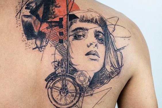 tatouage dos homme