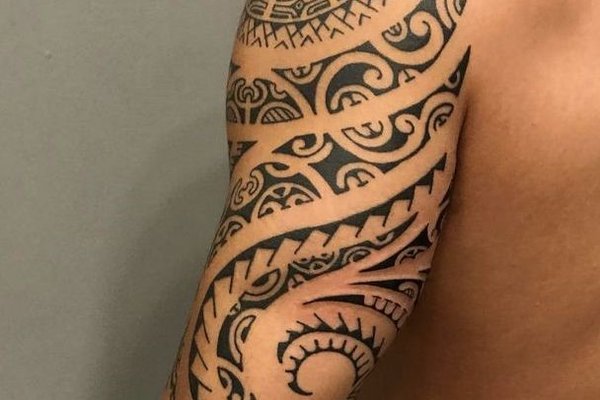 tatouages polynésiens
