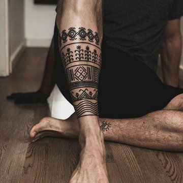 tatouage homme mollet