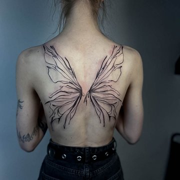tatouages dos femmes
